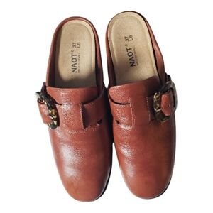 Naot Choice Leather Buckle Mule 6 Chestnut Stacked Block Heel Tortoise Buckle
